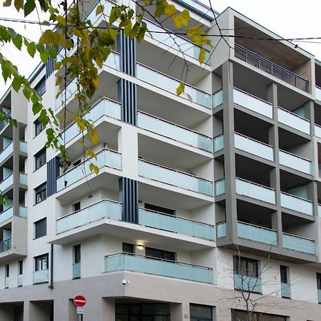 Westside Apartments By Urbanrent Βουδαπέστη Εξωτερικό φωτογραφία